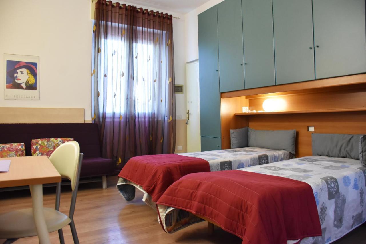 B&B Via Roma Bernate Ticino Exterior foto